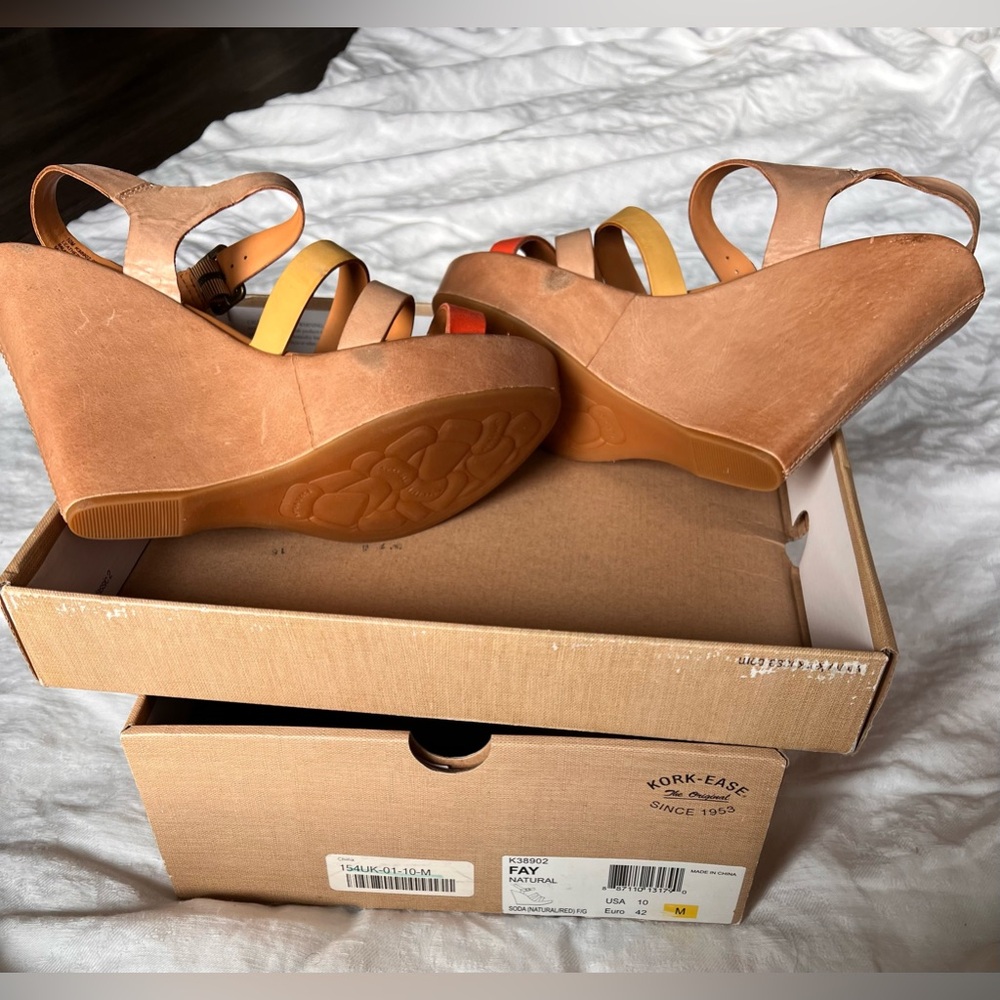 Kork-Ease hippie Bohemian platform sandals. - Picture 2 of 3